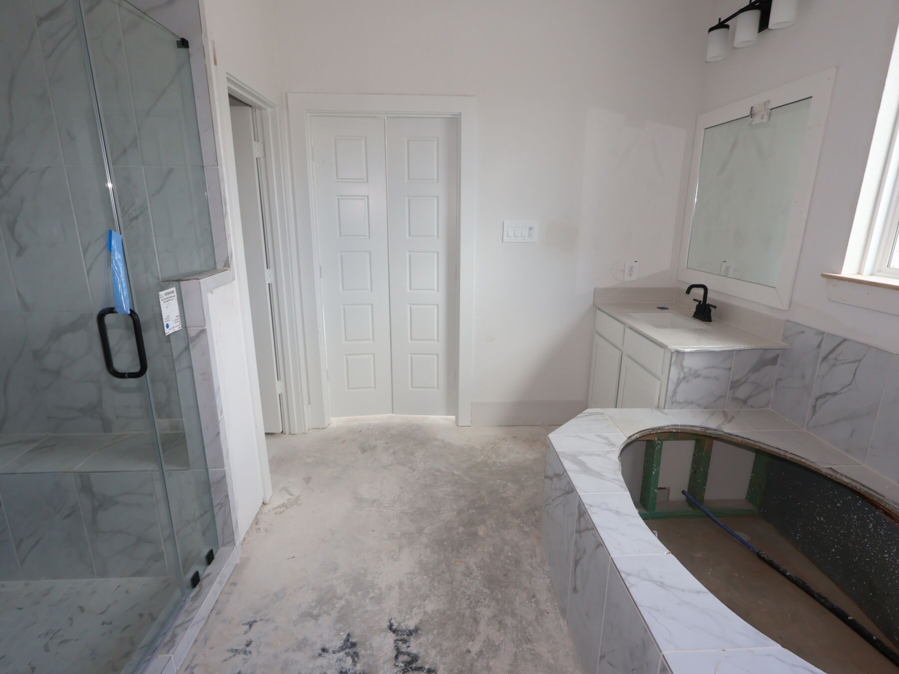 Owner's Bathroom