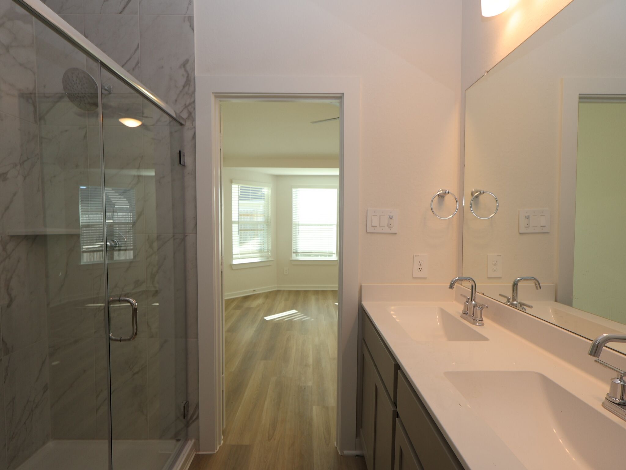 Owner's Bathroom