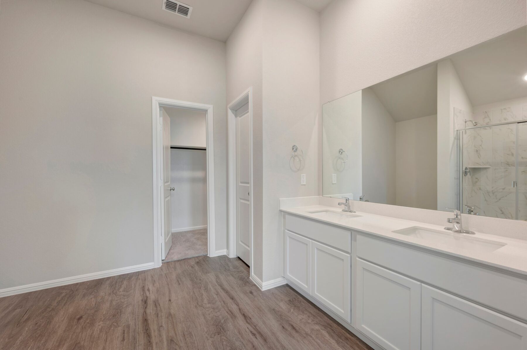 Owners Bathroom