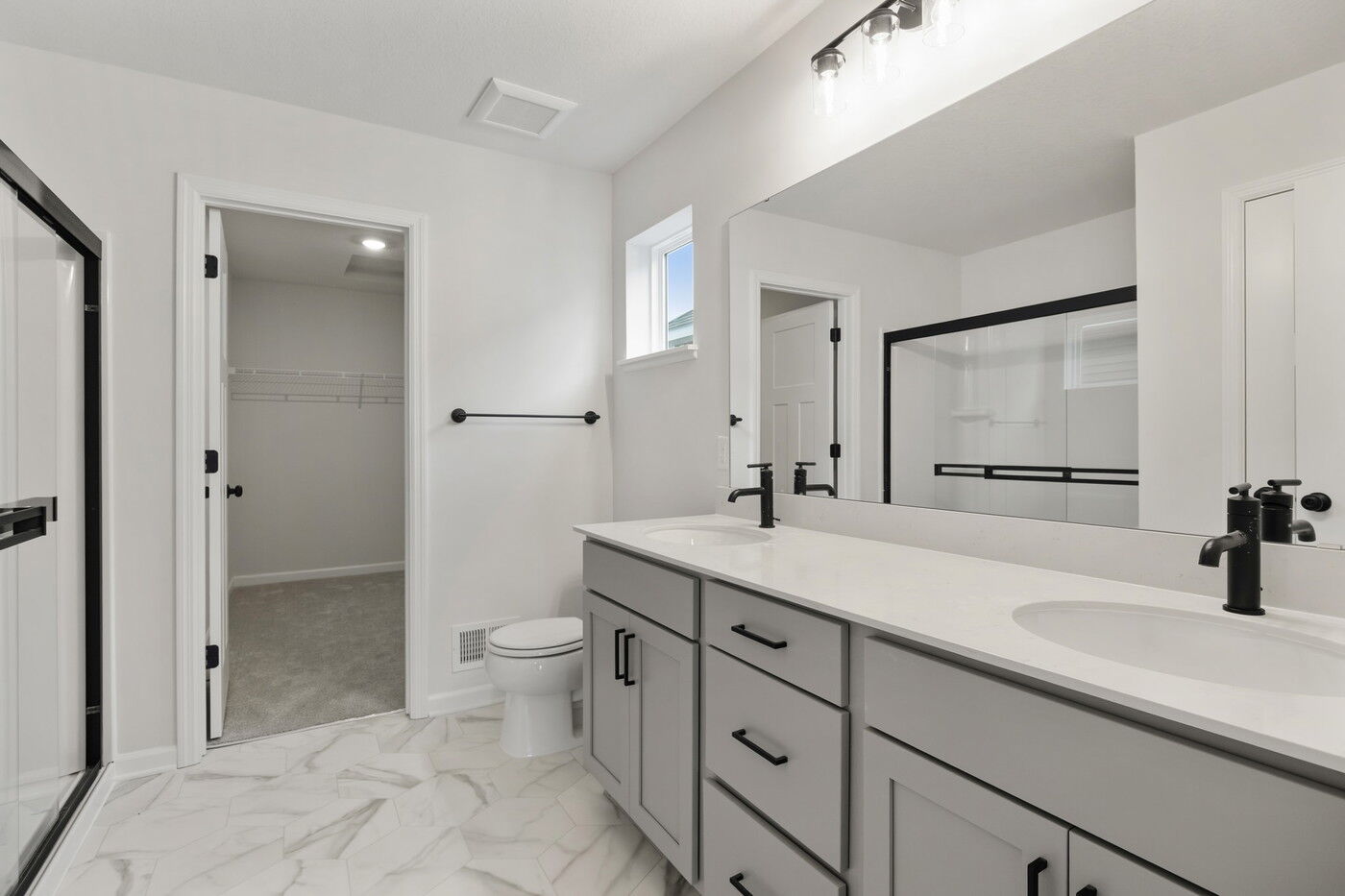 Owner's Bathroom 