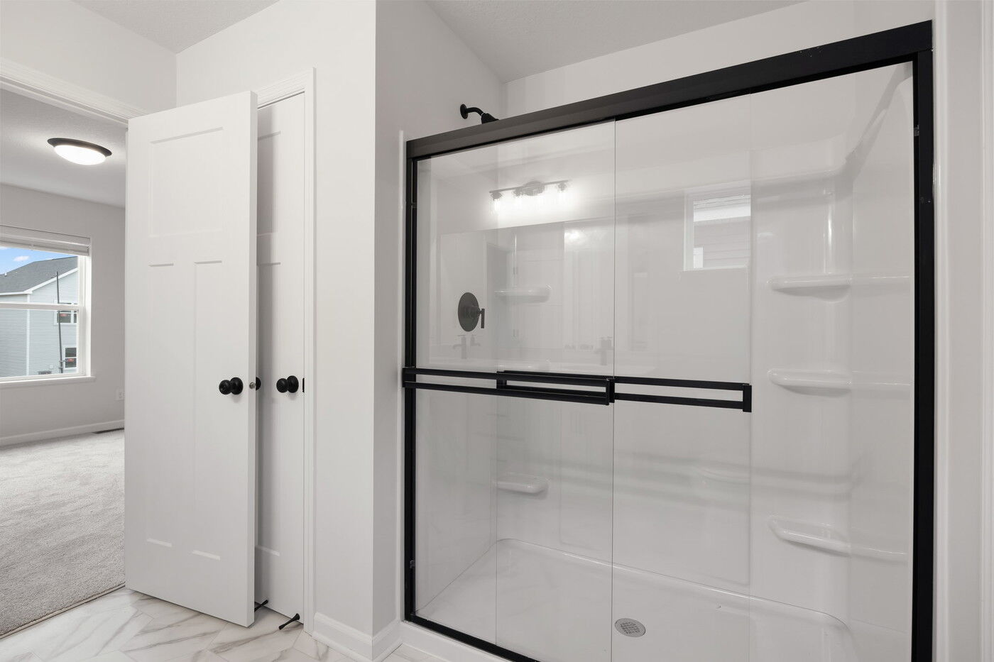 Owner's Bathroom 