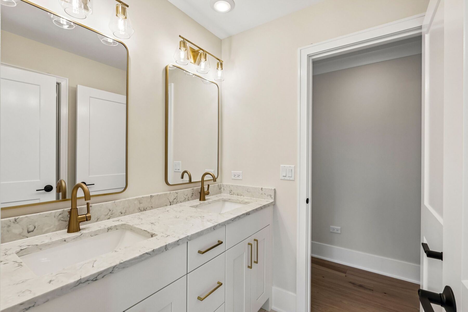 Second Floor Bathroom 