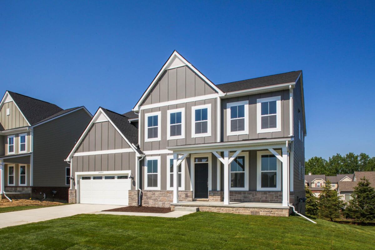 Oak Ridge Exterior