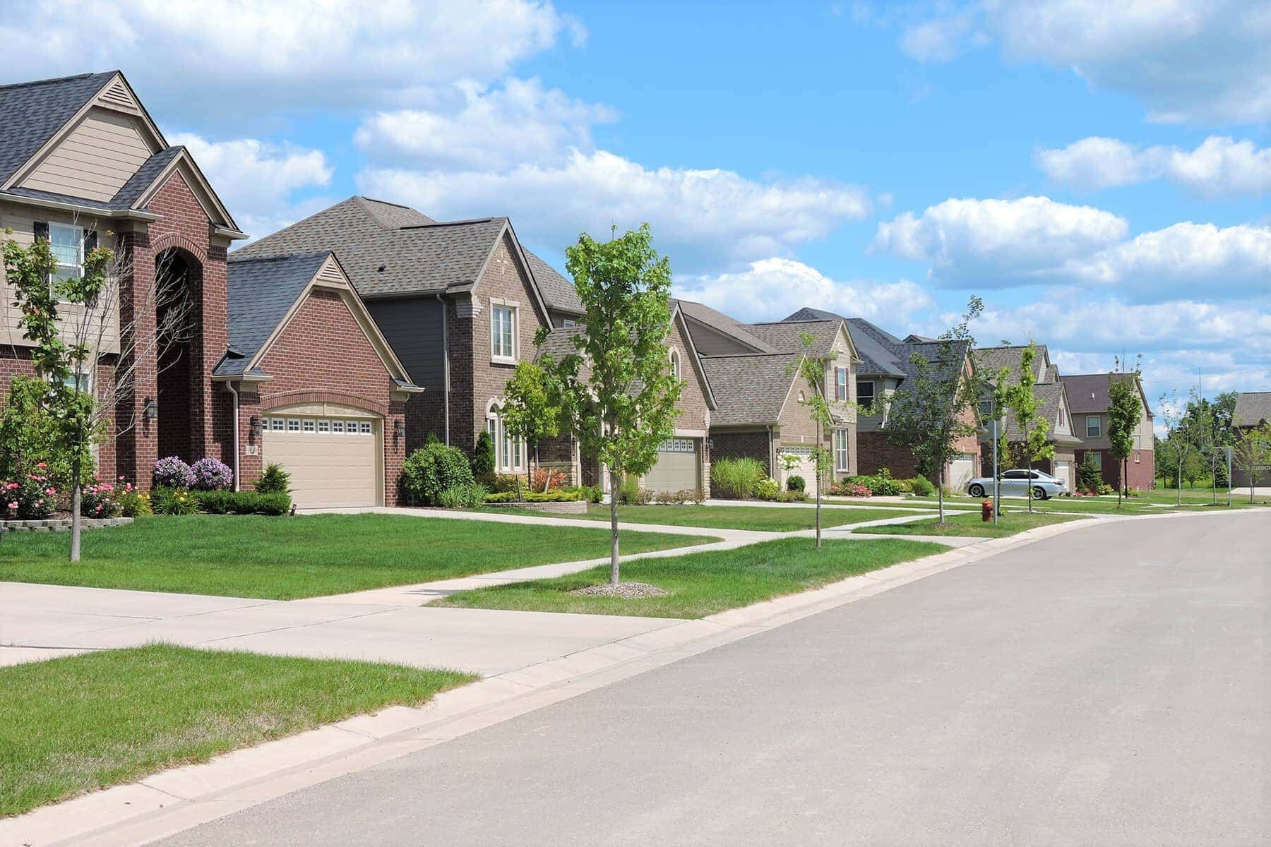Manors at the Hamlet Streetscape