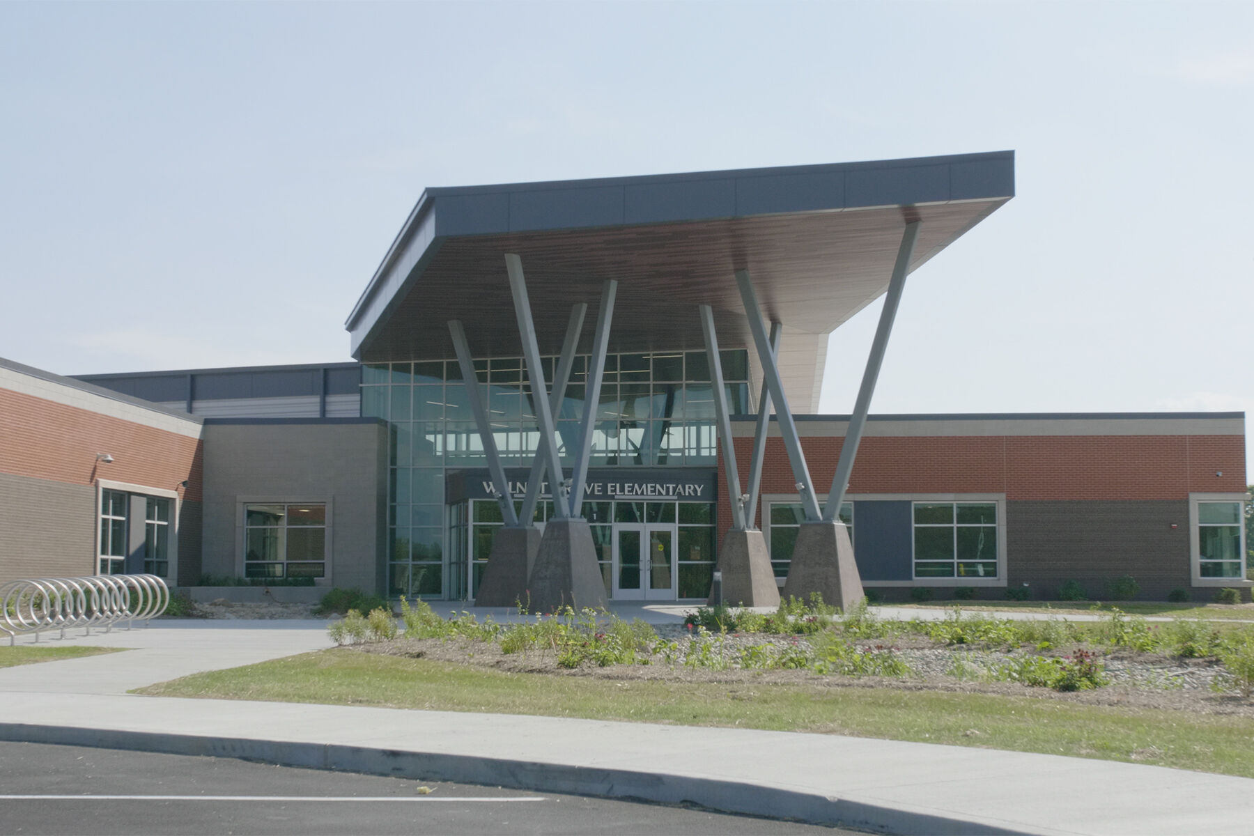Saddle Club South Surrounding Area