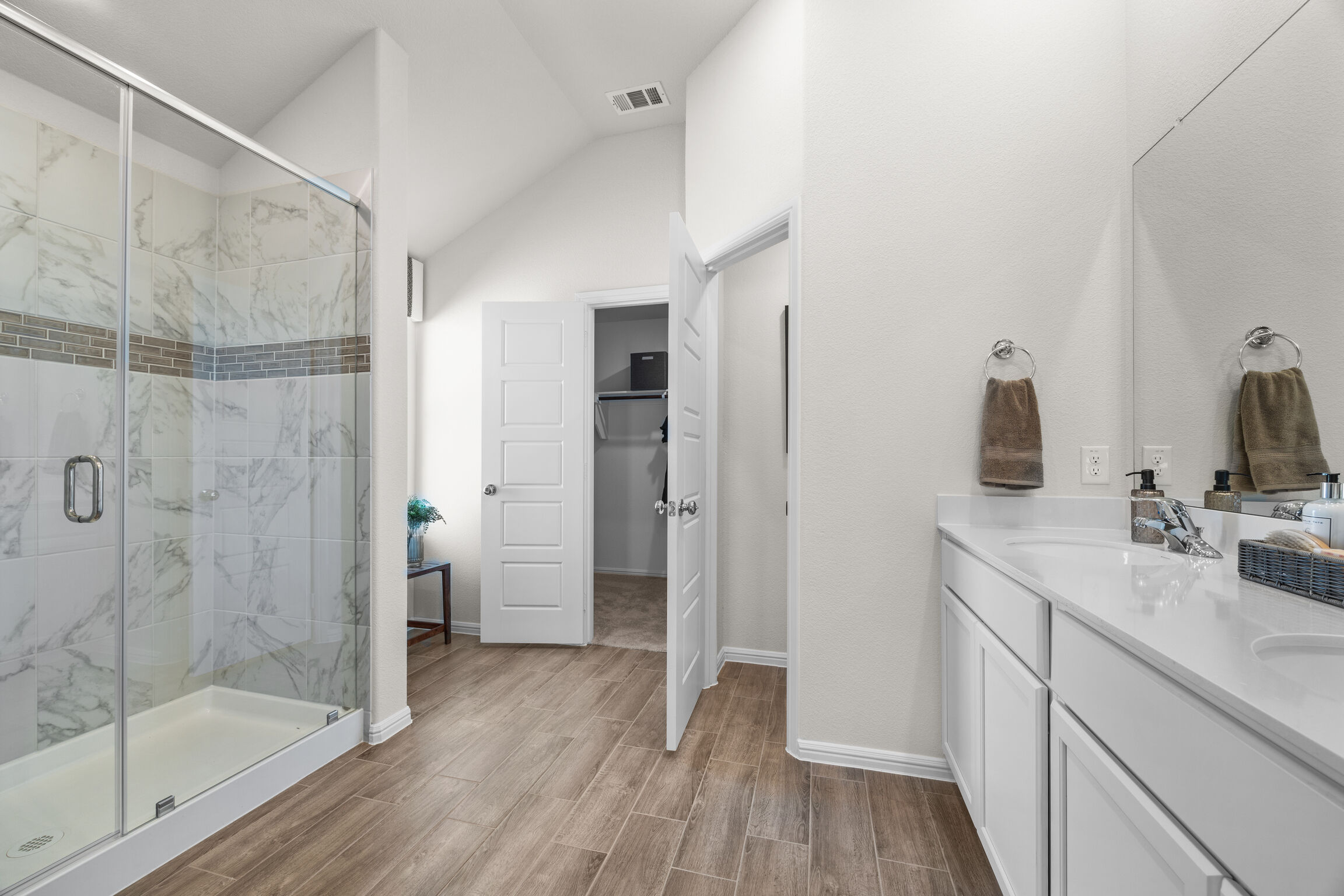 Owner's Bathroom