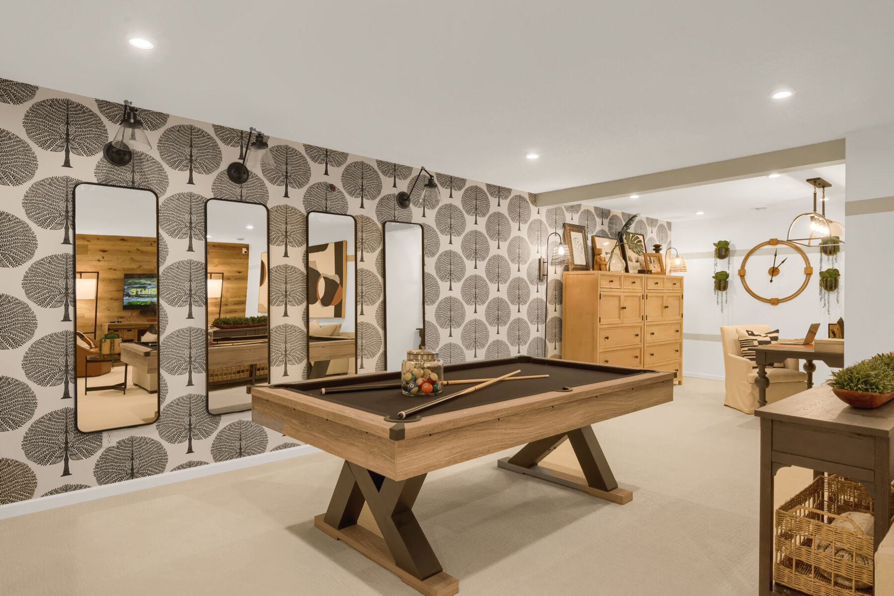Lower Level Recreation Room