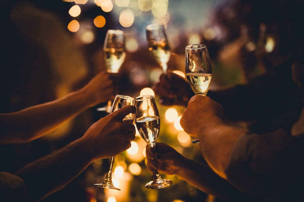 Wine Cheers