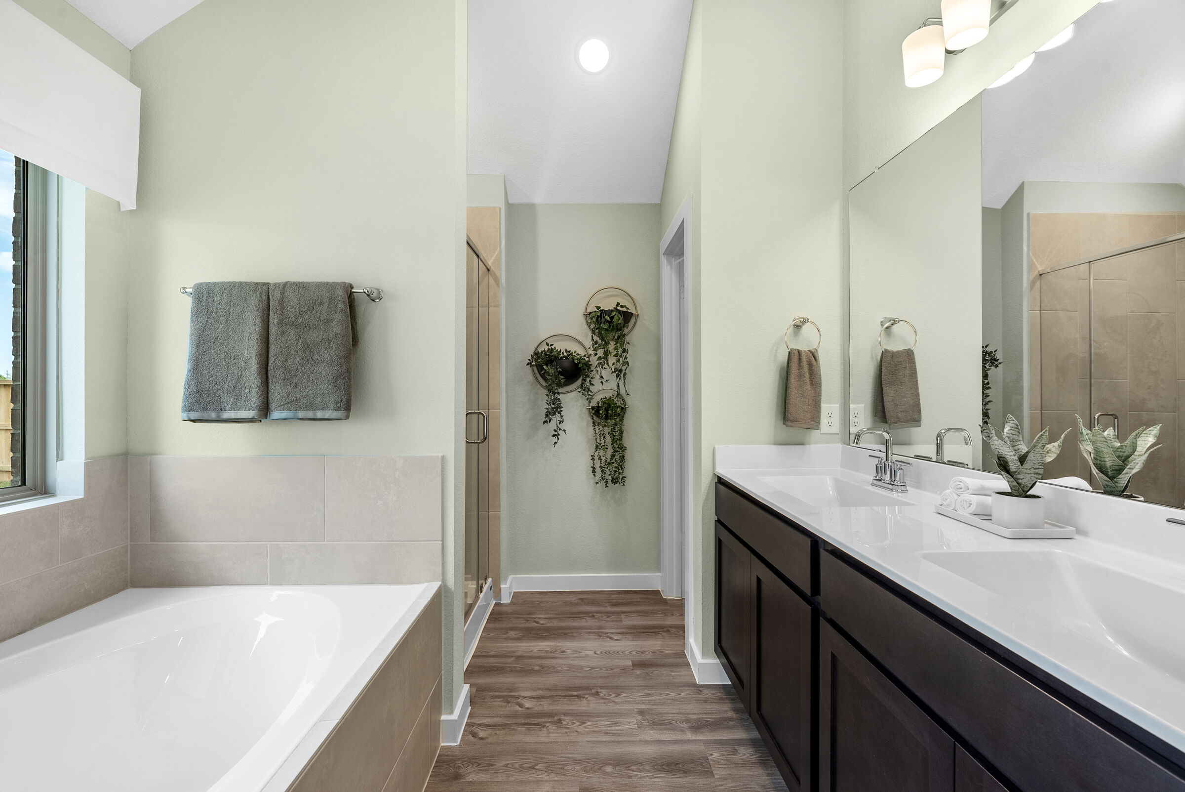 Owner's Bathroom